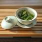 Tradičný kvalitný zelený čaj v šálke
