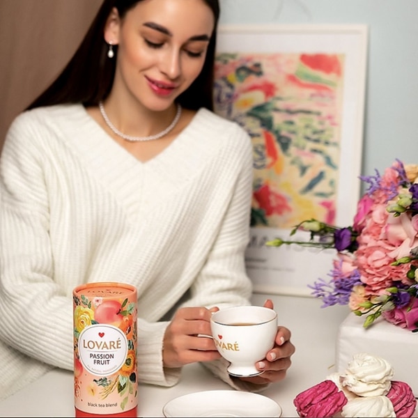 Prémiový sypaný čierny čaj ochutený LOVARÉ Passion Fruit 80g
