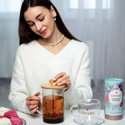 Prémiový sypaný čaj LOVARÉ Champagne Splashes 80g